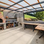 4 Bedroom With Heated Indoor Pool Jajo & Pajo Fala