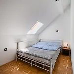 4 Bedroom With Heated Indoor Pool Jajo & Pajo Fala