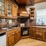4 Bedroom With Heated Indoor Pool Jajo & Pajo Villa *