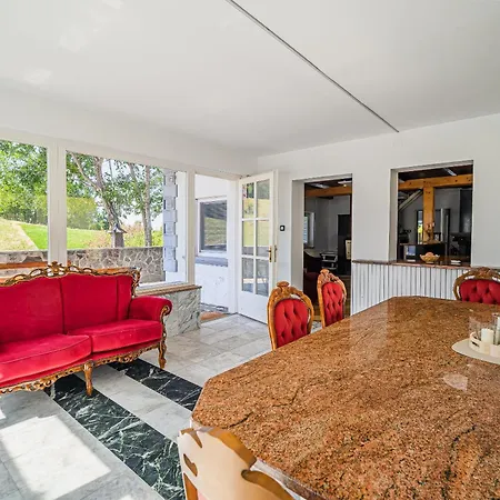 4 Bedroom With Heated Indoor Pool Jajo & Pajo Fala
