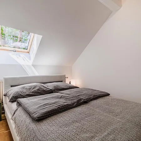 Vila 4 Bedroom With Heated Indoor Pool Jajo & Pajo
