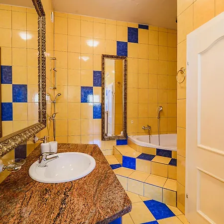4 Bedroom With Heated Indoor Pool Jajo & Pajo Vila