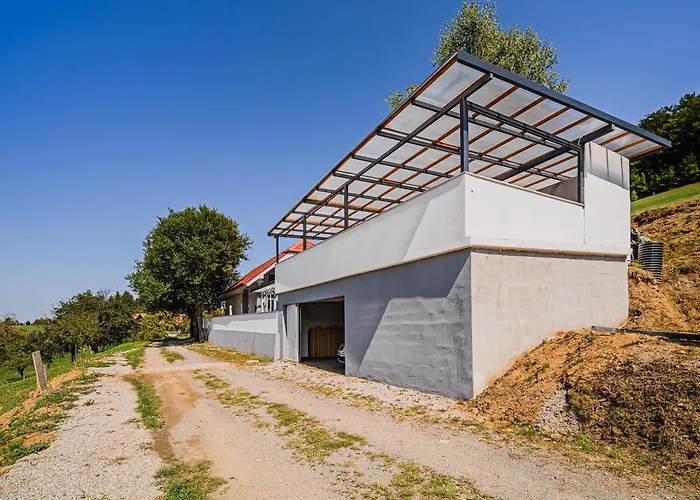 4 Bedroom With Heated Indoor Pool Jajo & Pajo * Fala