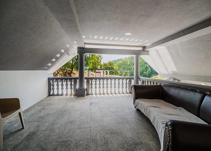 4 Bedroom With Heated Indoor Pool Jajo & Pajo Vila