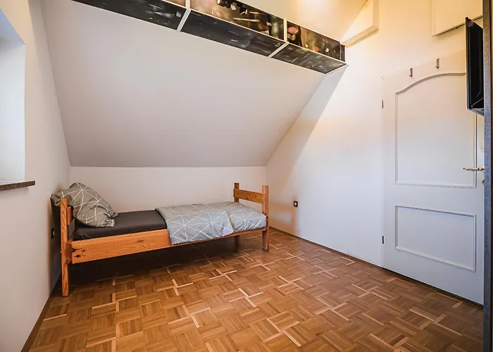 Vila 4 Bedroom With Heated Indoor Pool Jajo & Pajo Fala