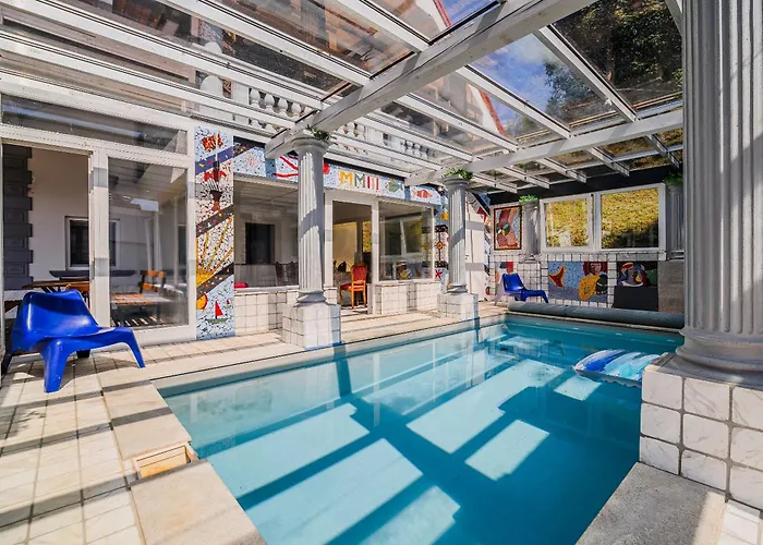 4 Bedroom With Heated Indoor Pool Jajo & Pajo Vila Fala