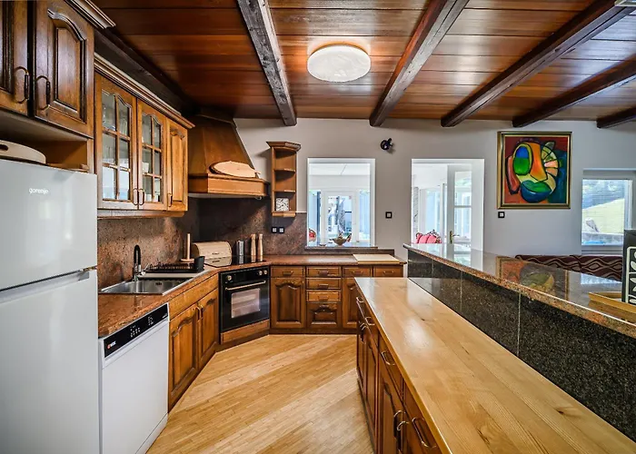 4 Bedroom With Heated Indoor Pool Jajo & Pajo