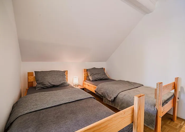 4 Bedroom With Heated Indoor Pool Jajo & Pajo * Fala