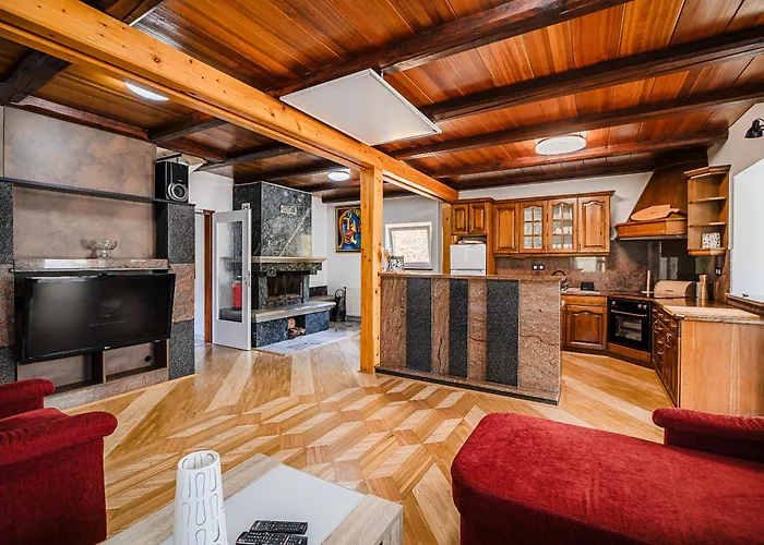 4 Bedroom With Heated Indoor Pool Jajo & Pajo Vila